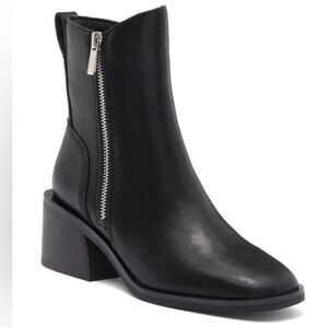 NEW Steve Madden Ruthy Black Leather Zipper Boots 9